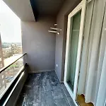 Aura *