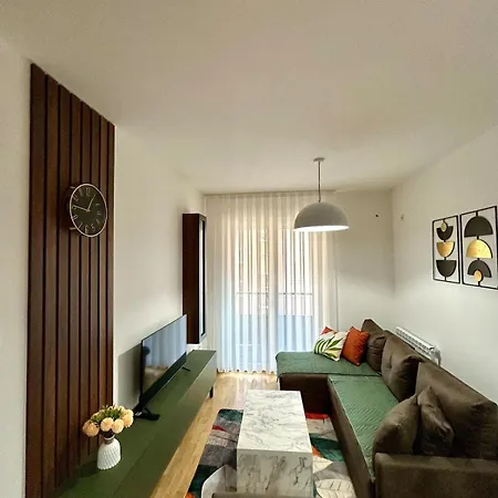 Apartament Aura