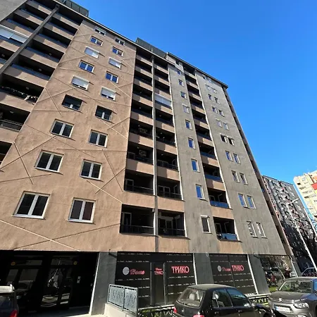 Aura Apartmán